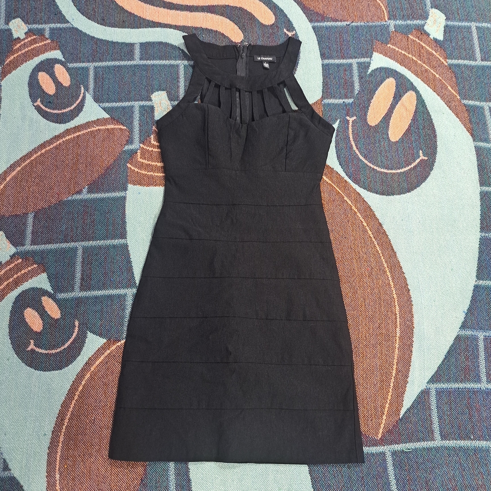 🌈LE CHATEAU BLACK STRAPPY MINI DRESS-3